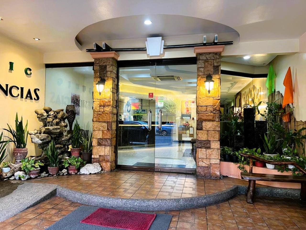 Subic Residencias Olongapo Exterior photo